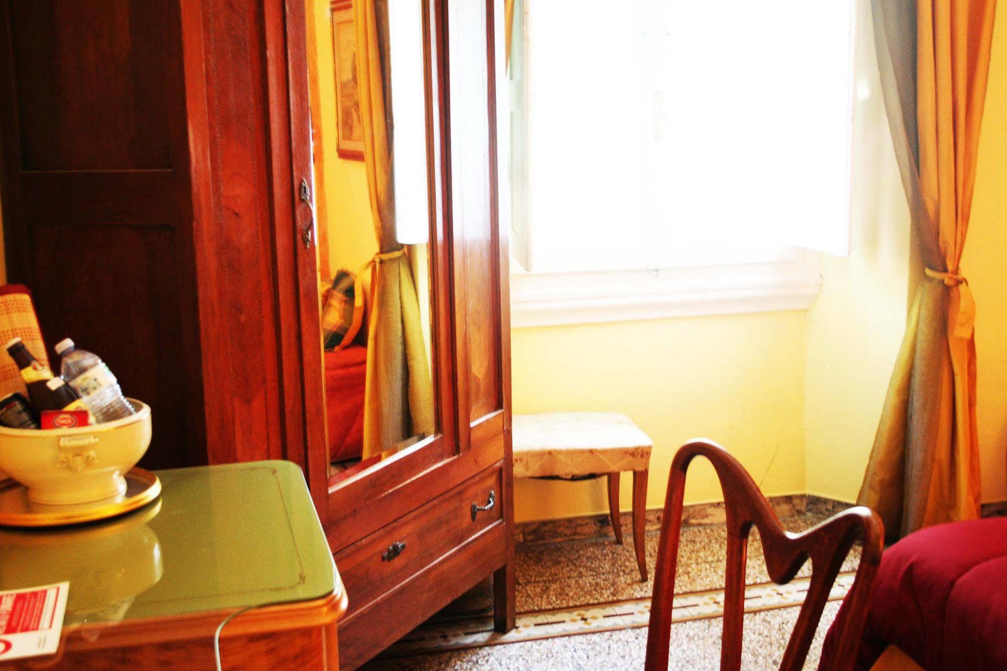 A Casa Di Virgilio Hotell Firenze Eksteriør bilde